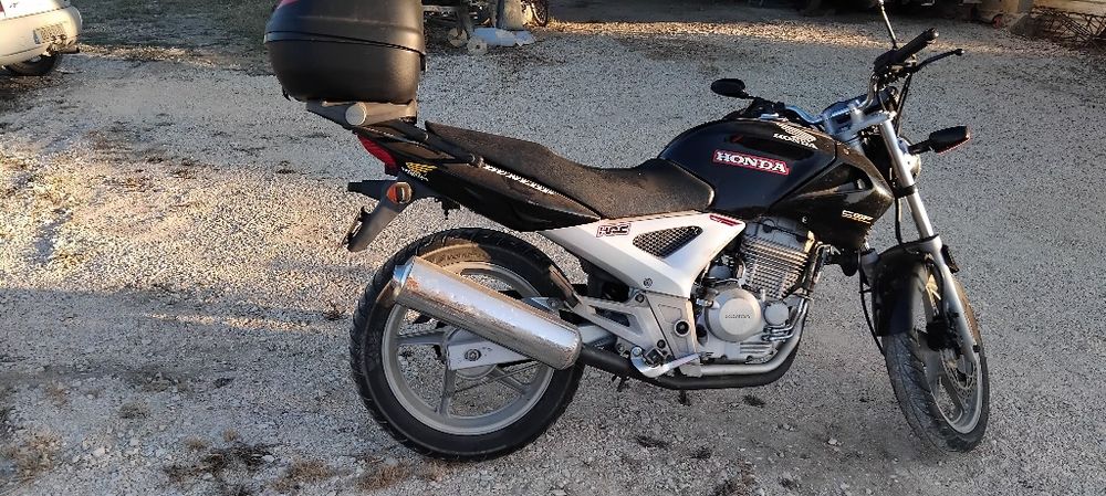 Honda cbf250  impecável