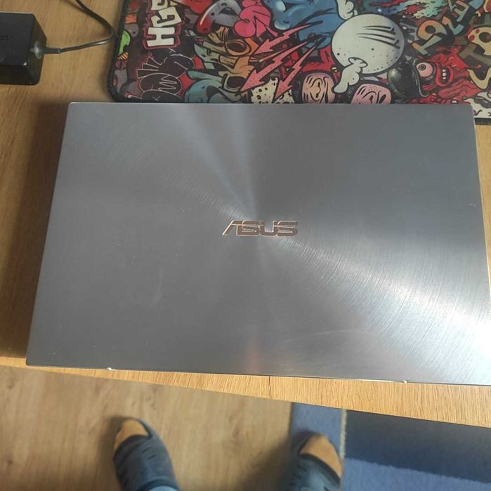 ASUS ZenBook 14 UM431D