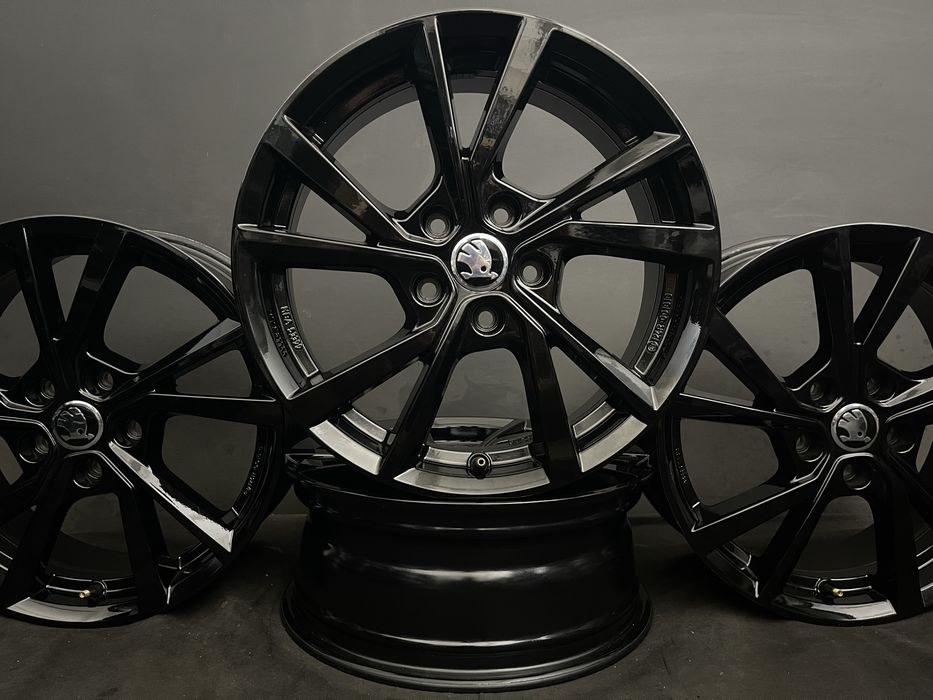 Диски R17 5x112 Et41 6.5J. Volkswagen Tiguan Passat B8 B7 B6 Jetta Golf Touran Caddy CC Audi Q3 Q2 Skoda Kodiaq Karoq Octavia A8 A7 A5 Superb