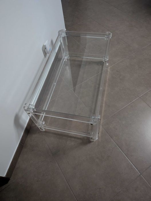 Mesa acrilica de centro