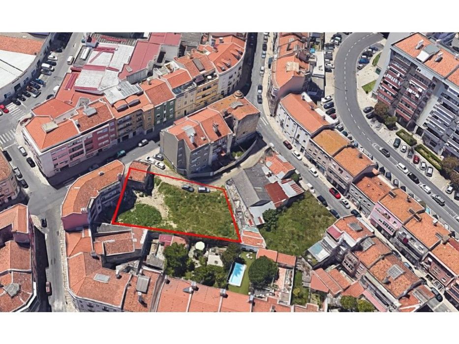 Terreno com projeto no Beato