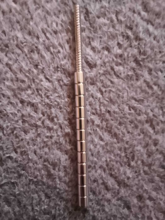 Zestaw 39 magnesów neodymowych (12 dużych + 27 małych)