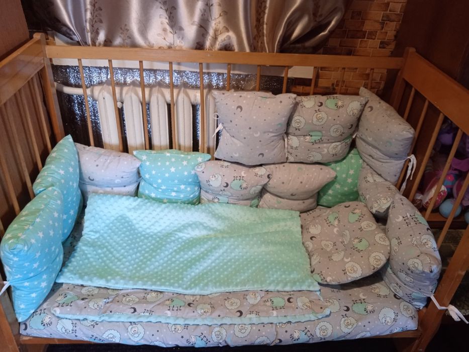 Дитяча  кроватка