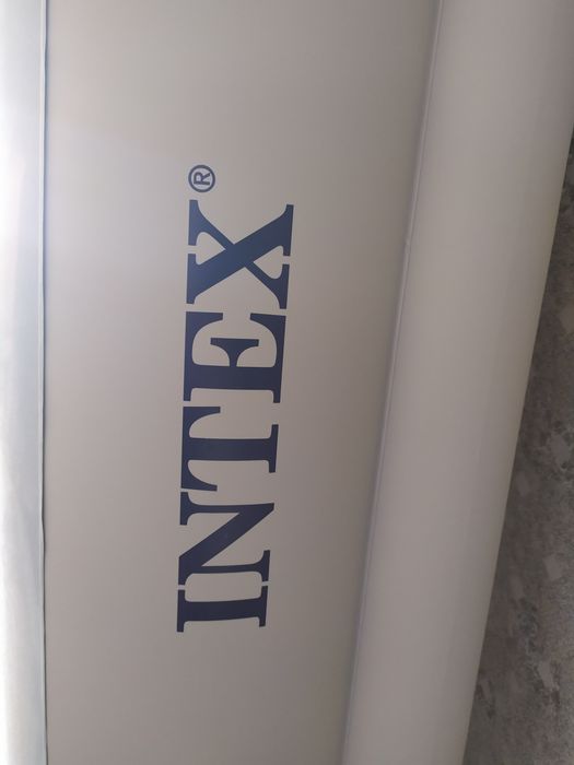 Односпальне ліжко Intex б/в