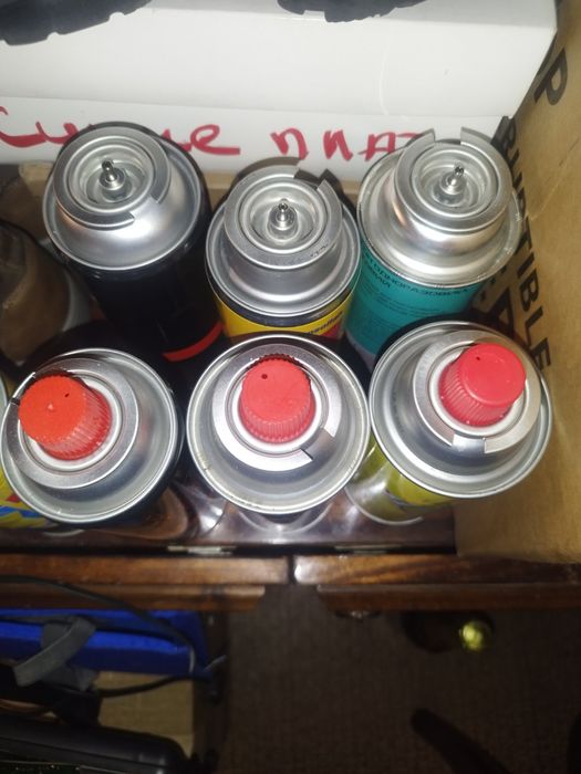 Продам пустині балони для газу.