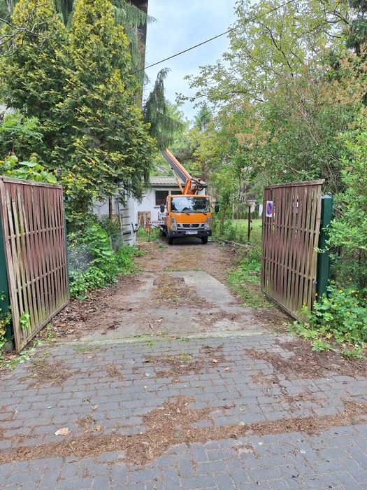 Wynajem, Podnośnik koszowy, zwyżka 22- 30m, montaż ozdób świątecznych