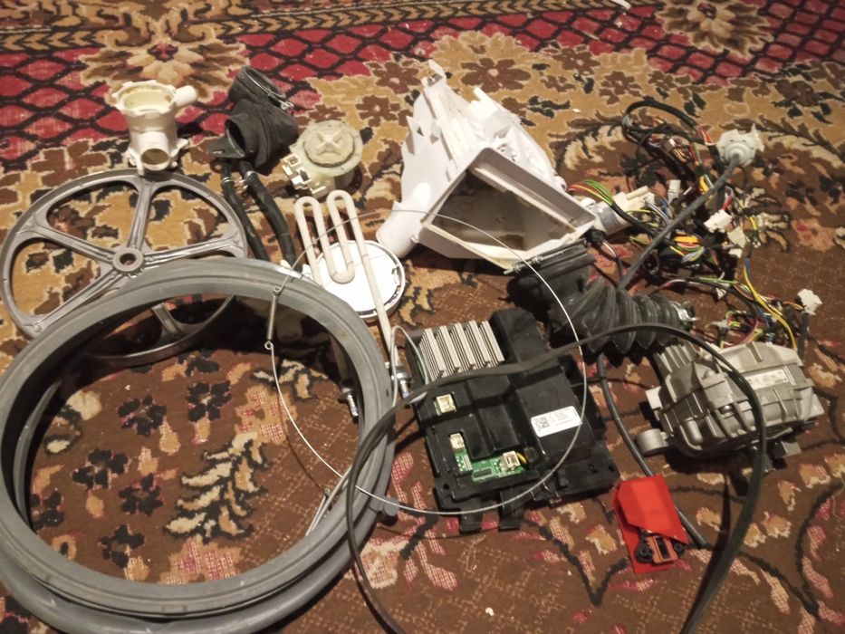 cała na części beko MWTV6533BB . do pralki