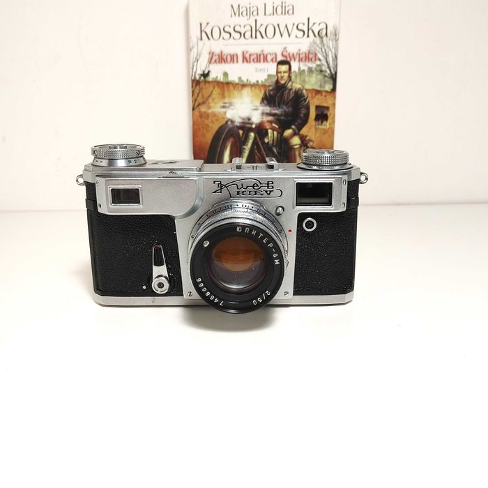 Radziecki analogowy Dalmierz KIEV 4A z Jupiter 8M 50 mm 1:2  1975 rok