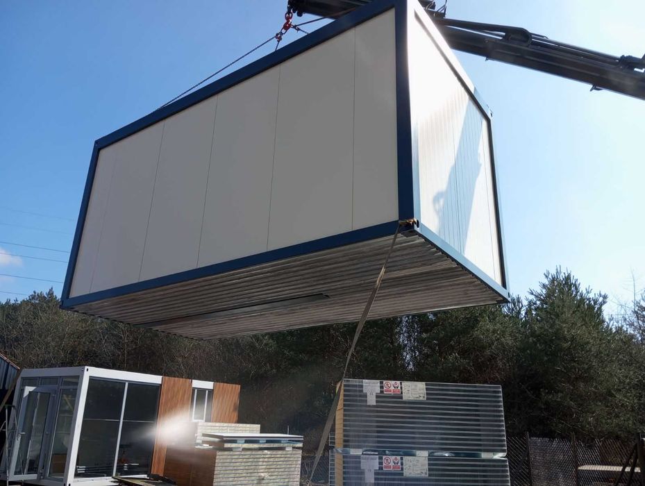 Stalowa Rama | Pawilon | Kontener | Konstrukcja | Domek letniskowy