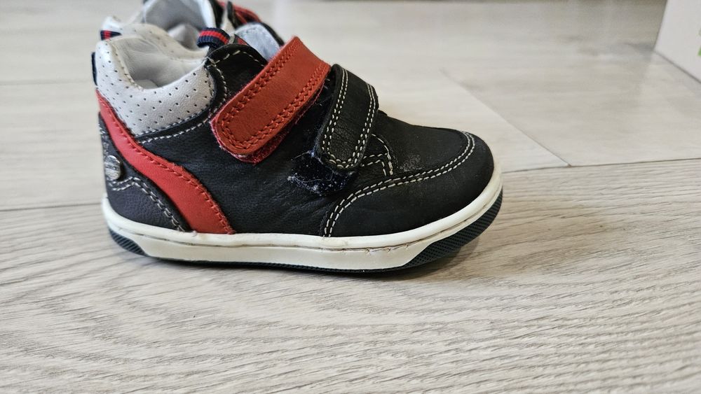 Półbuty  skórzane ccc lasocki 21