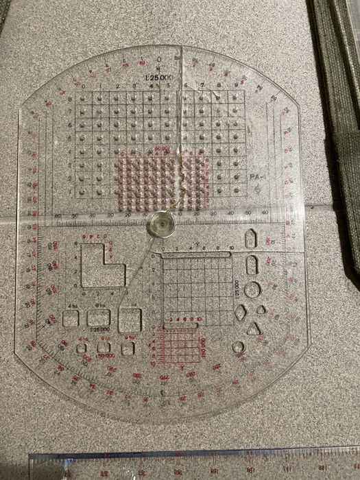 Wojskowy przenośnik PA 1 altyleryjski