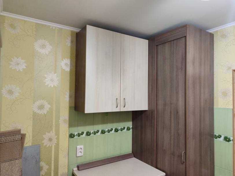 Продам комнату в Докучаевском.