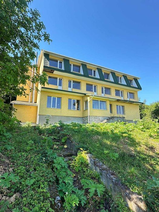 Продам готель Сатанів