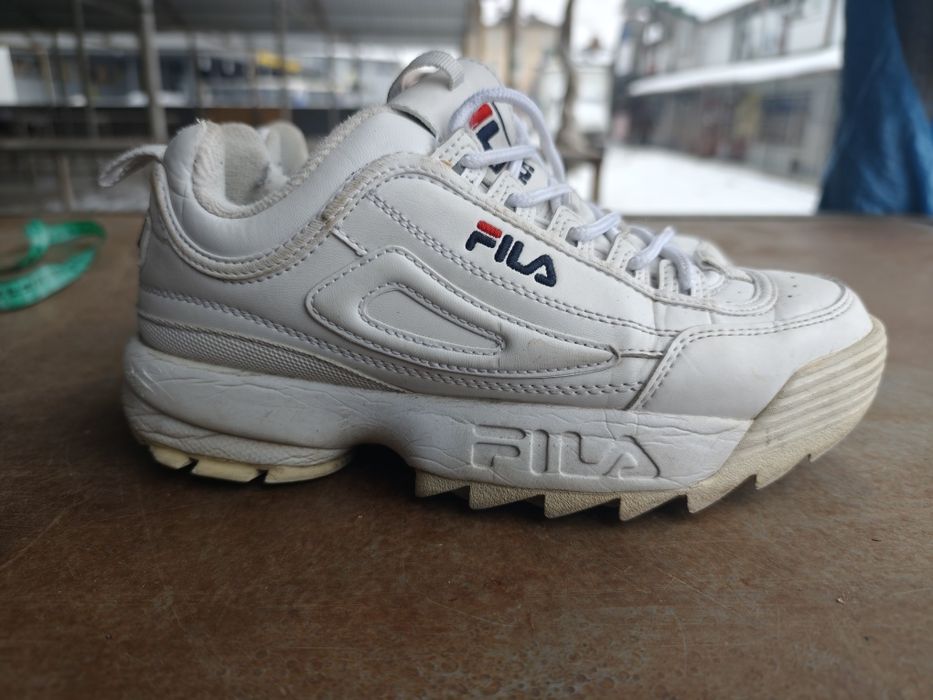 Кросівки Fila шкіряні