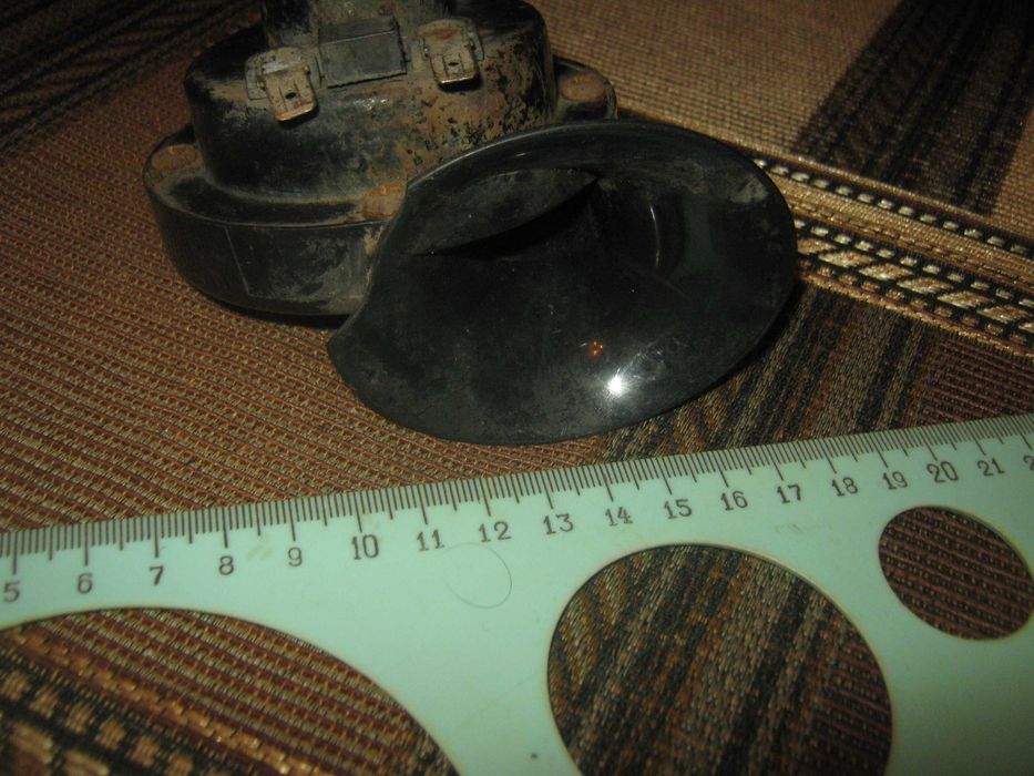 Автомобильный сигнал,не работает