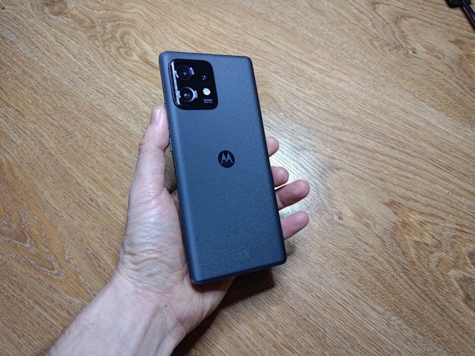 motorola edge 30 pro - купить мобильные телефоны и смартфоны