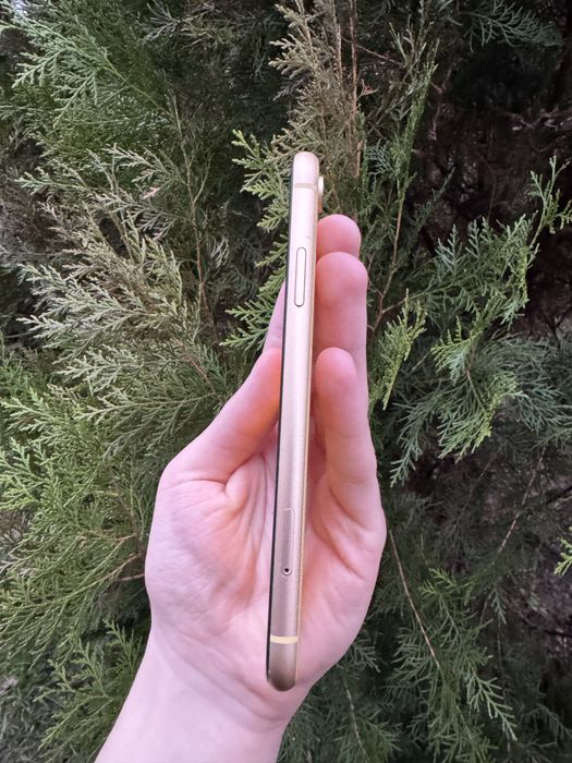 Iphone Xr 128Gb yellow жовтий чорний айфон 11