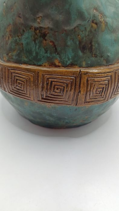 Ceramiczny wazon artystyczny szmaragdowy