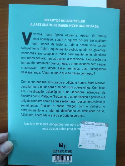 Livro "Está tudo f*dido" de Mark Manson