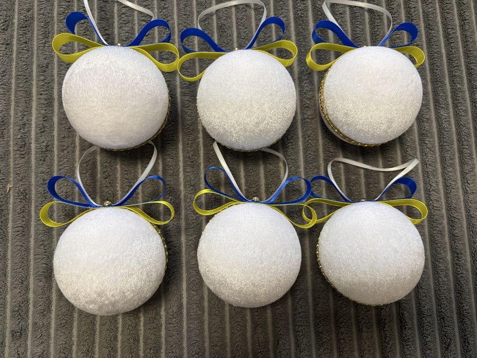 Вишиті іграшки новорічні ручна робота