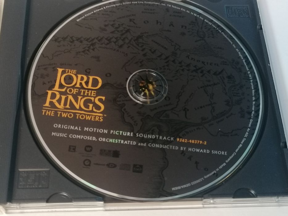 CD banda sonora The Lord of the Rings The two towers, Senhor dos Anéis