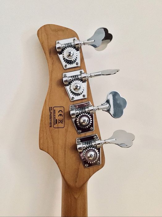 Baixo Sire Marcus Miller V5 4 Cordas - Champagne (Como Novo)