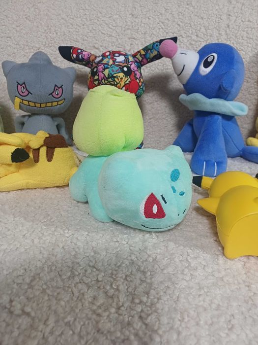 Pokemon Покемон Баннет Чікоріта Попліо Бульбазавр