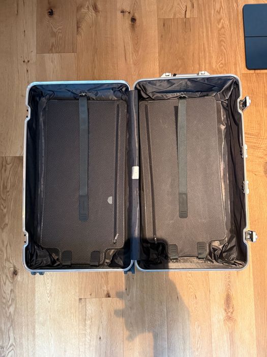 Rimowa Trunk Plus