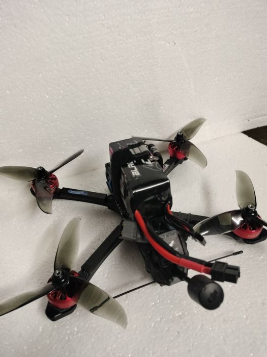 Продам дрон 5" DJI O3