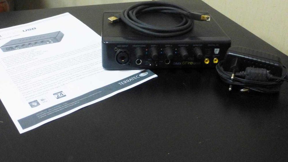 Terratec Placa Som 5.1 Profissional sistema USB Externa Estúdio 24 Bit