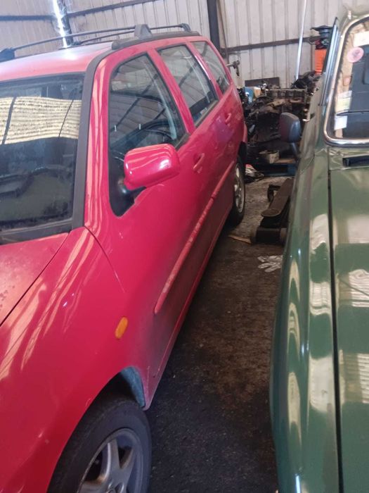 Vendo carinha VW Polo 1,6 gasolina