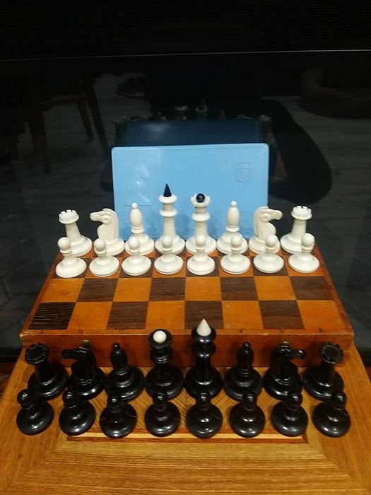 Продам шахматы!!!