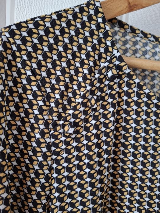 Bluzka w kolorowe sześciany - efekt 3D - elastyczna -Adrianna Papell -