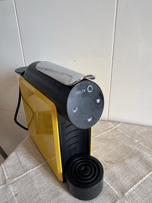 Máquina de café Delta