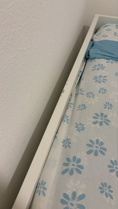 Cama IKEA BRIMNES branca + 2 colchões
