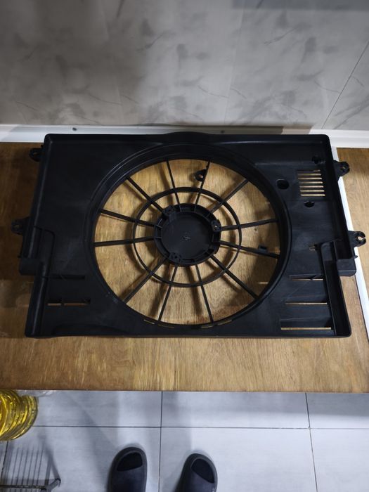 Дифузор Hyundai kona 2018-2023 р . Новий  25380-J9000