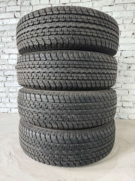 Майже нові всесезонні шини Bridgestone 255/70 R18