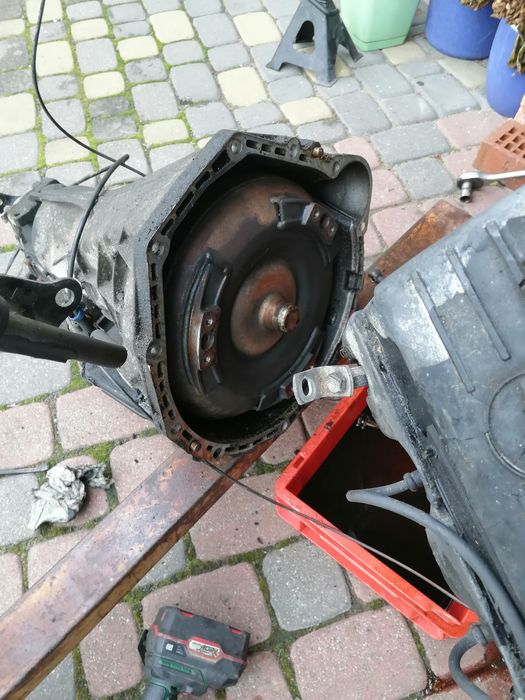 Skrzynia biegów Mercedes W124 2,3 m102  722408