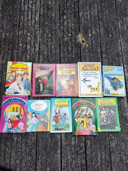 Livros variados usados 1 euros cada