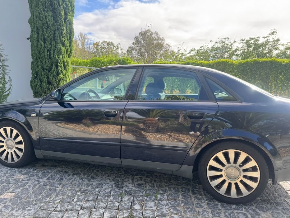 Audi A4 1.9TDI de 2001 em Bom Estado !