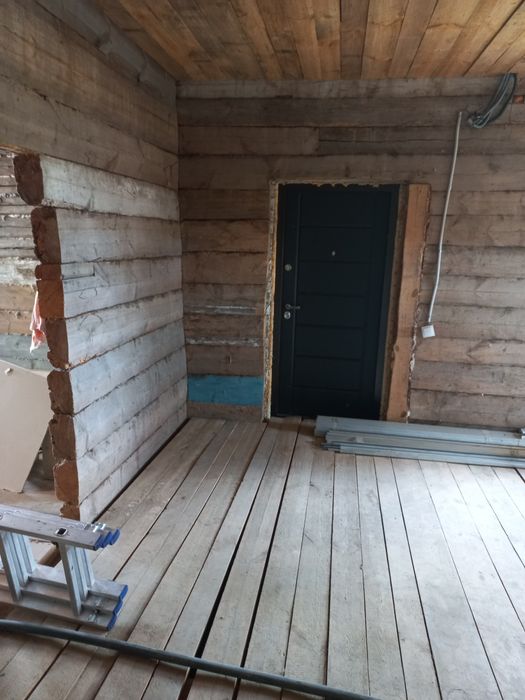 Продаж теплого будинку   Чернігів. Трисвятська Слобода 120 кв