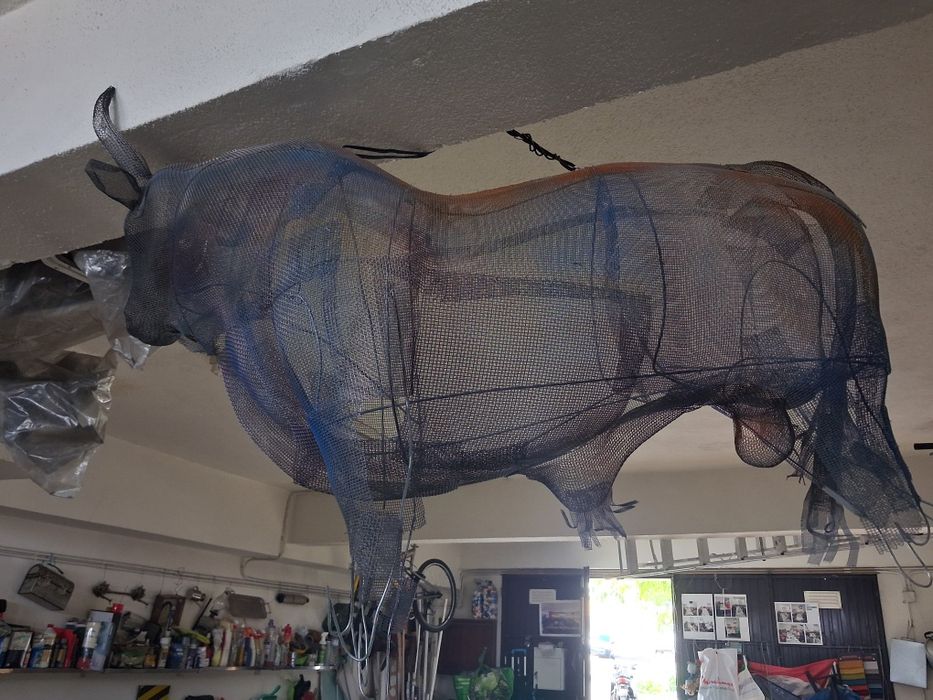 Vendo peça de arte Touro