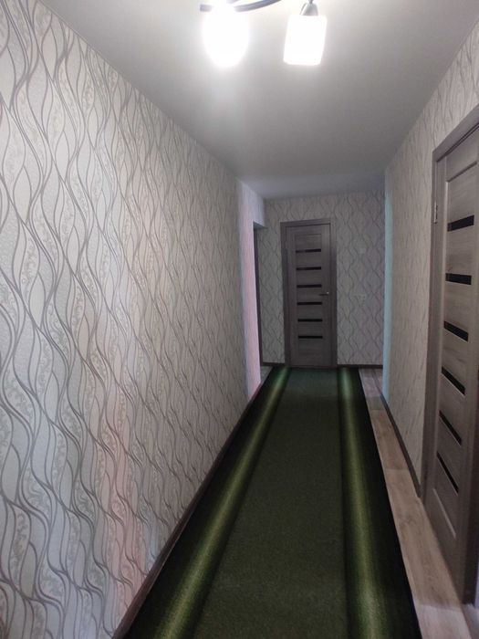 Продам 3-х кімн. кв. в центрі Миргорода