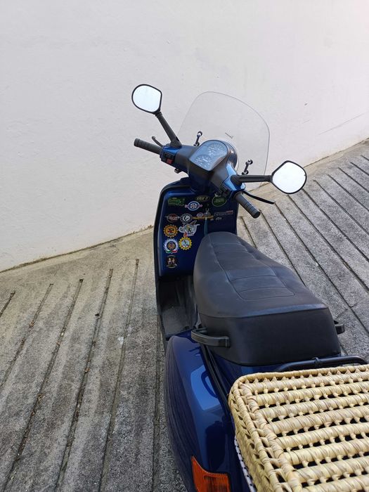 Vespa Piaggio COSA 200