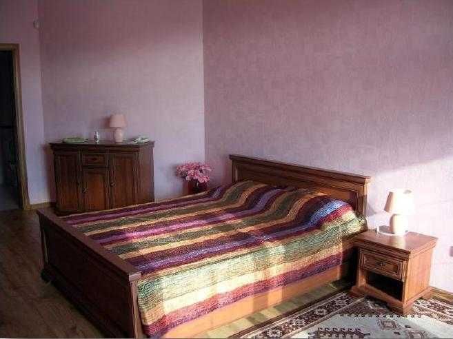 Великий будинок в Совіньйоні + гостьовий будинок та басейн.