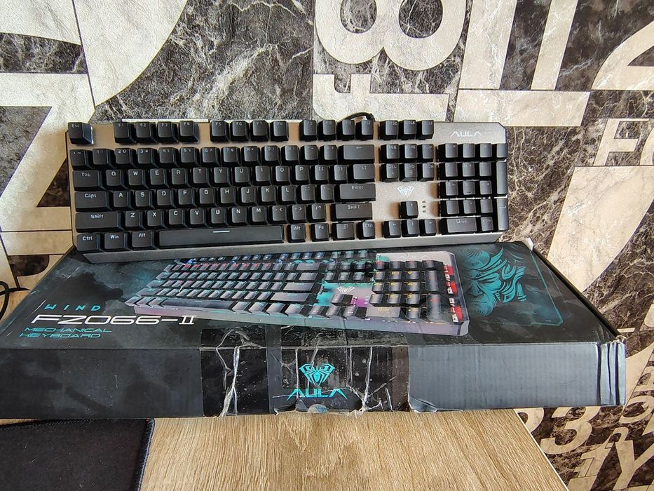 Клавиатура aula f2066 blue switch