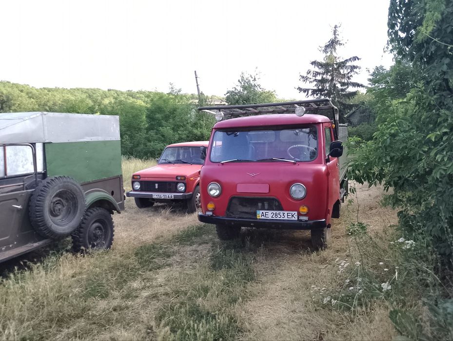 Срочно продам уаз-3303