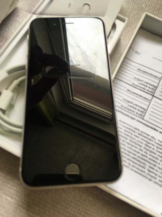 Iphone SE Gen 3 2022