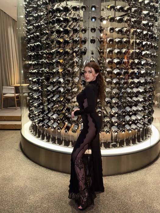 Вечернее платье с крудевом по бокам в пол , размер XS-S