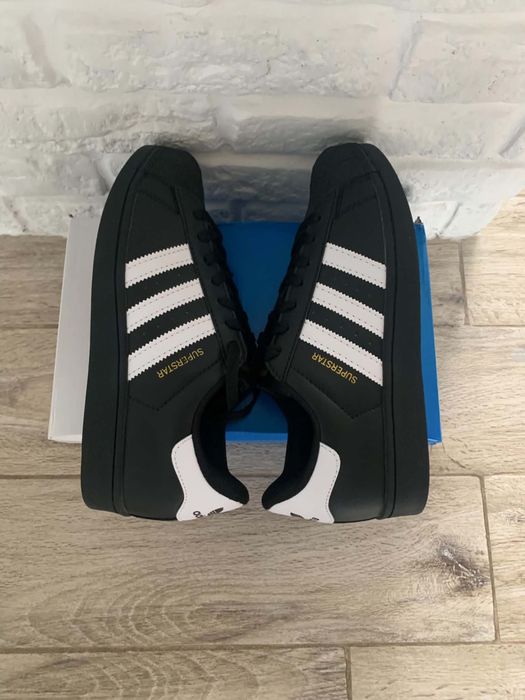 Adidas Superstary 43 1/3